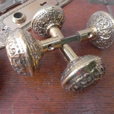 LOT 248  ORNATE DOOR HARDWARE AND BRASS SIGNS