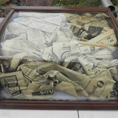 LOT 244  COUNTER TOP DISPLAY CASE