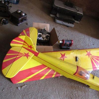G-19   RADIO CONTROLLED AIRPLANE   