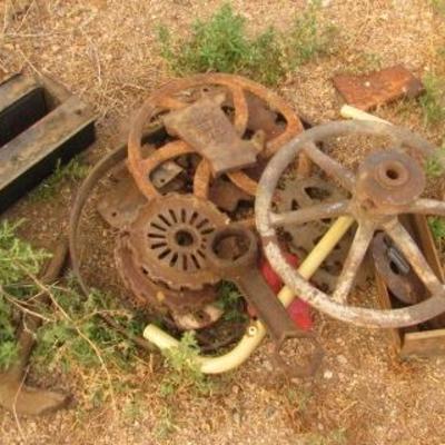 F-14  REPURPOSED SCRAP PILE