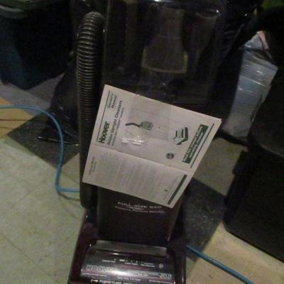 Lot 223 - Hoover Deluxe Upright Vacuum Cleaner