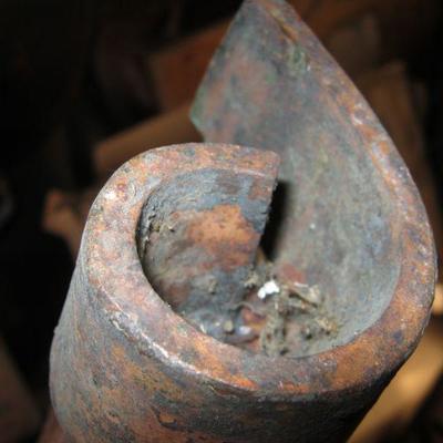 S2-25  BRANDING IRONS AND HAY HOOKS