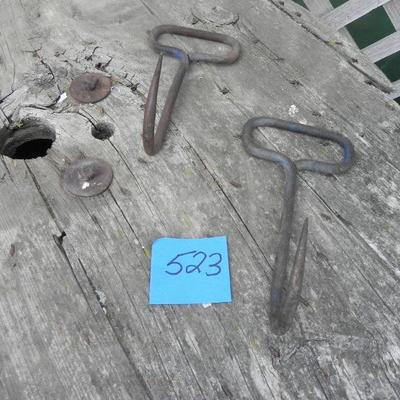 S2-25  BRANDING IRONS AND HAY HOOKS