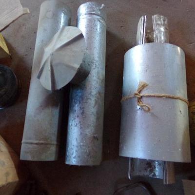 WS-35  GREASE GUN AND DUCT PIPE