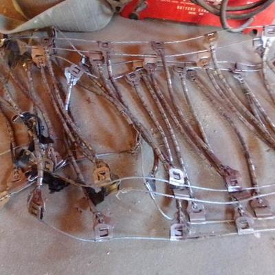 WS-40  TIRE CHAIN AND BATTERY CHARGER