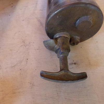 WS-47  VINTAGE TORCH & GREASE GUN