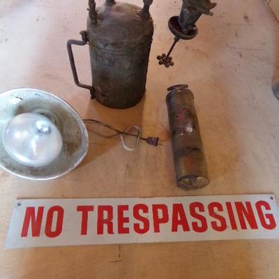 WS-47  VINTAGE TORCH & GREASE GUN