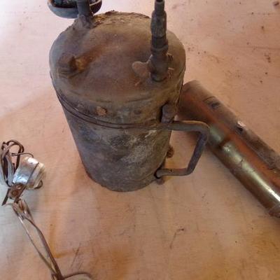 WS-47  VINTAGE TORCH & GREASE GUN