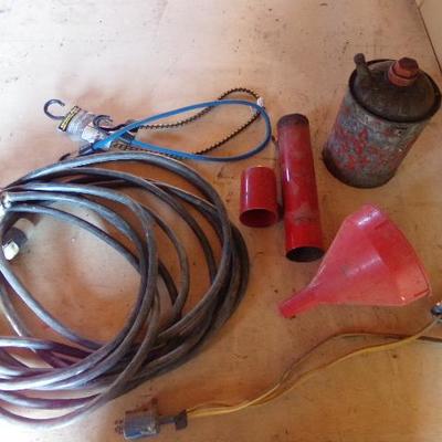 WS-52  EXTENSION CORD AND KEROSENE CAN