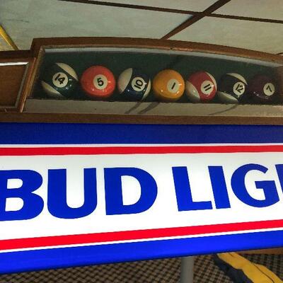 P5: Bud Light Pool Table Light