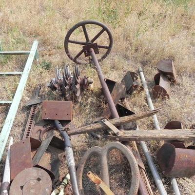 F-7  N. FIELD  FARM ITEMS