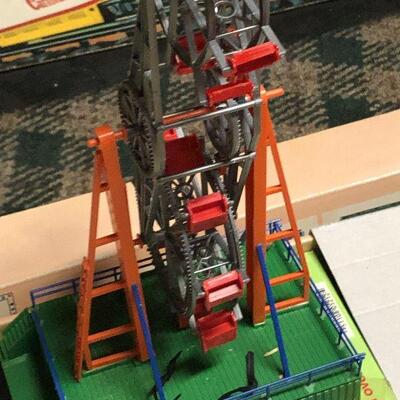 P19:  Ring Corkey 420 HO Scale Train Set