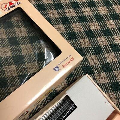 P19:  Ring Corkey 420 HO Scale Train Set