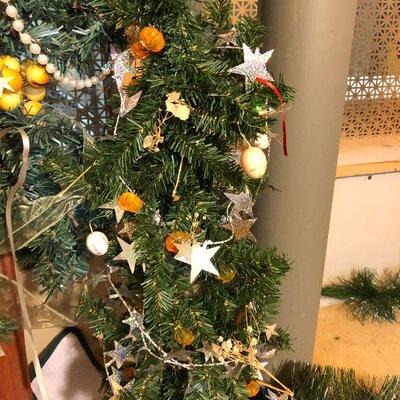 CL1:  Accent Christmas Trees