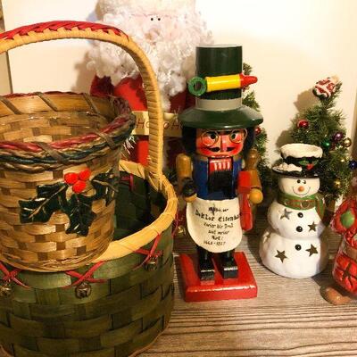 CL6:  Holiday Decor, Santa & Snowmen Tealight holders