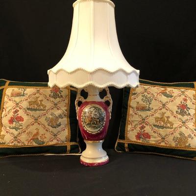 Lot 27 - Victorian Style Lamp & Pillows