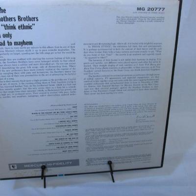 225 The Funny Side of the Smothers Brothers