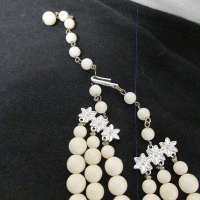 5-113 Beautiful Necklaces