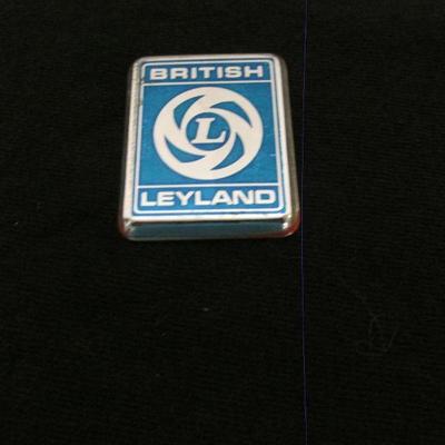 5-117 British Leyland Emblem