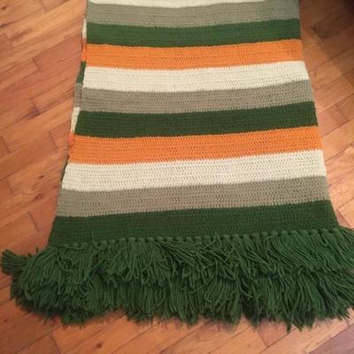 5-126 Vintage handmade Throw