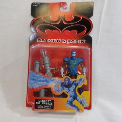 Lot 20 Batman Figurines