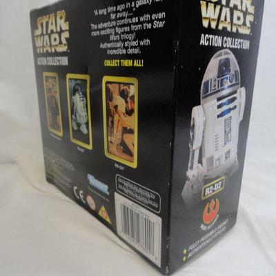 Lot 282 R2D2 Figurine