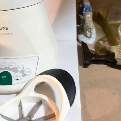 CL34:  Krups Blender /Baking Lot