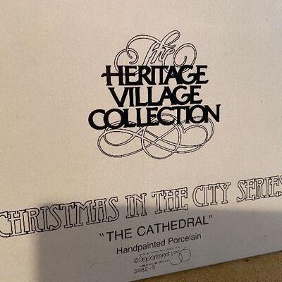 CL30:  Christmas in the City and Dept 56 Holiday Decor