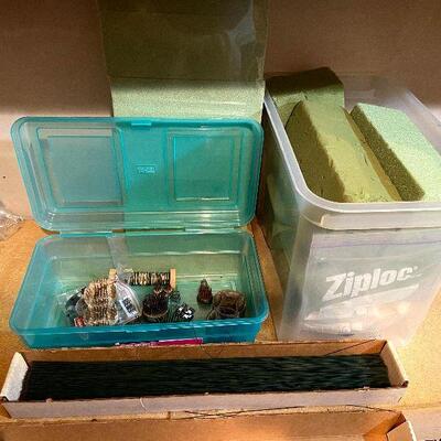 CL35: Antique Metal Flower Frogs and Florists Foam Blocks