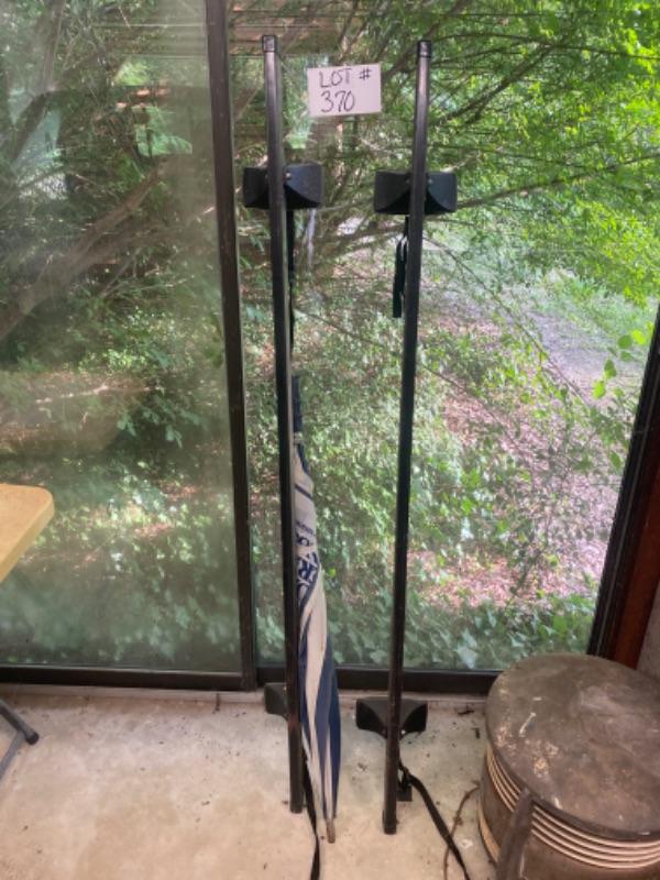 370 Car Roof Rack & Umbrella