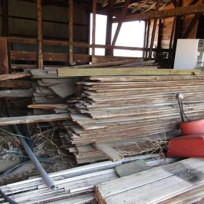 BB-55  STACK OF BARN WOOD/PLANKS