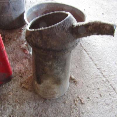 G-42  VINTAGE CONTAINERS