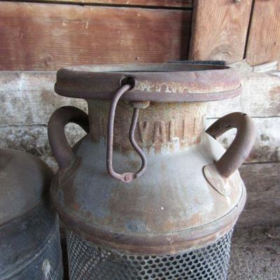 G-42  VINTAGE CONTAINERS