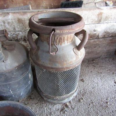 G-42  VINTAGE CONTAINERS