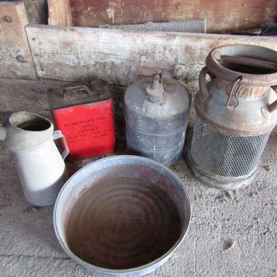 G-42  VINTAGE CONTAINERS