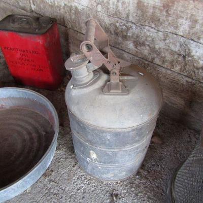 G-42  VINTAGE CONTAINERS