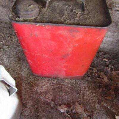 G-42  VINTAGE CONTAINERS