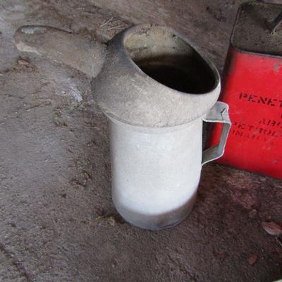 G-42  VINTAGE CONTAINERS