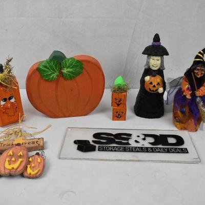 6 pc Halloween Decor: 4 pumpkins & 2 witches