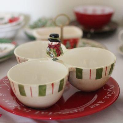 Lot 29 Christmas Ceramic Dishes