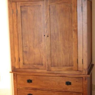 Lot 47 Mission Style Tradewins Furniture TV/Armoire