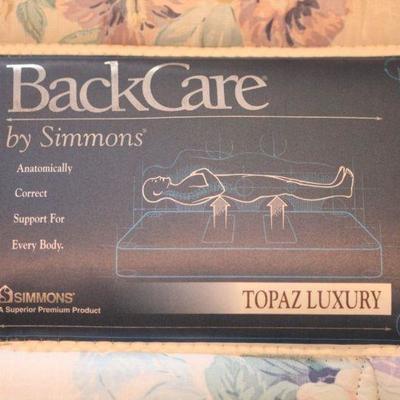 Lot 50 Brass Queen Bed w/ BackCare by Simmons Mattress & Linens