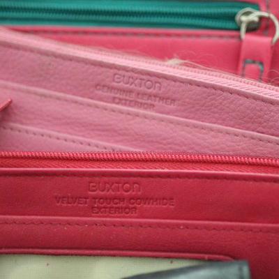 Lot 86 Women's Leather Wallets & More (1)