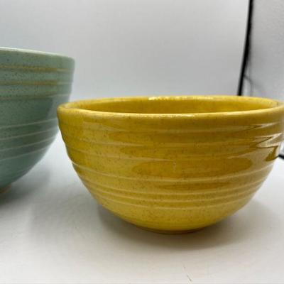 Pair of McCoy Speckled Beehive Rings Mixing Bowls
