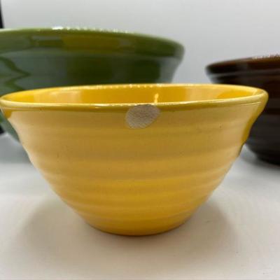 Vintage Bauer Beehive Ring Ware Mixing Bowl Set
