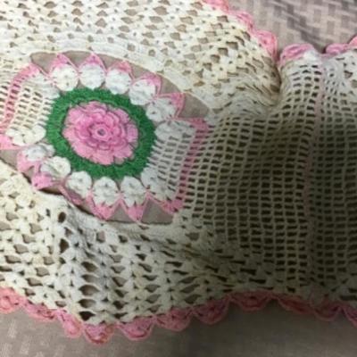 Crochet Dollie Table Runner pink roses