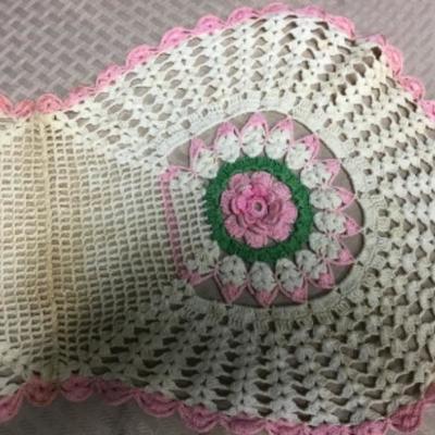 Crochet Dollie pink roses 