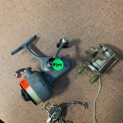 #294 Pflueger Supreme 551