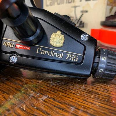 #303 Vintage Cardinal 755