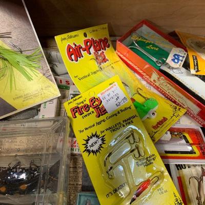 #321 Vintage Lures & Misc.